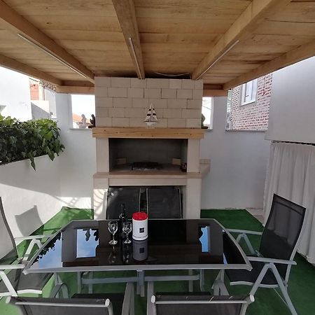 Apartments Paola Trogir Exterior foto